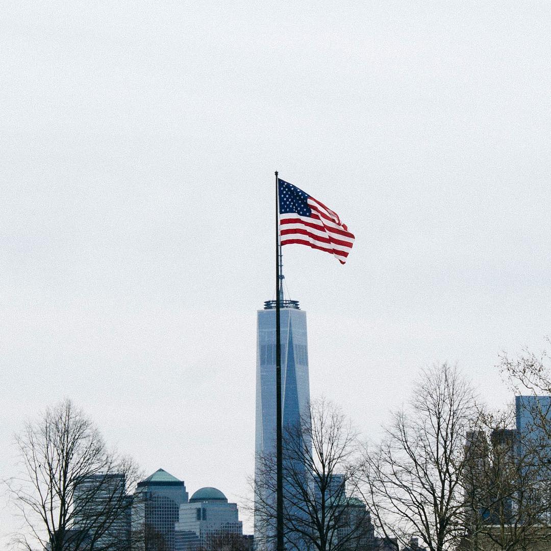 Flag at Liberty Island and One World Trade Center. 🇺🇸🏛 After seeing what I did at the 9/11 Museum, I feel like I can understand what happened to the country way more. Still think where they ended up is messed up. But, when people in New York saw the stuff they did - it must have seemed reassuring for Bush to turn up and say he was in control and taking action.  You can also see why people were willing to give up all kinds of freedoms, just so that wouldn't happen again.