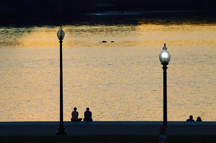 Jetlag game... bread. Sleep? 🕹⏰🛰⛽️