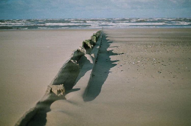 to bed with beachy brain ✨