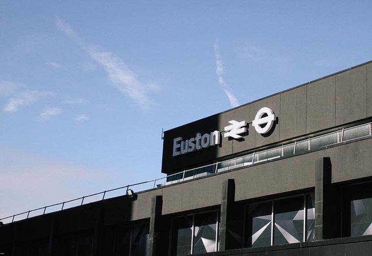 morning. bright and cold. ❄️🌞