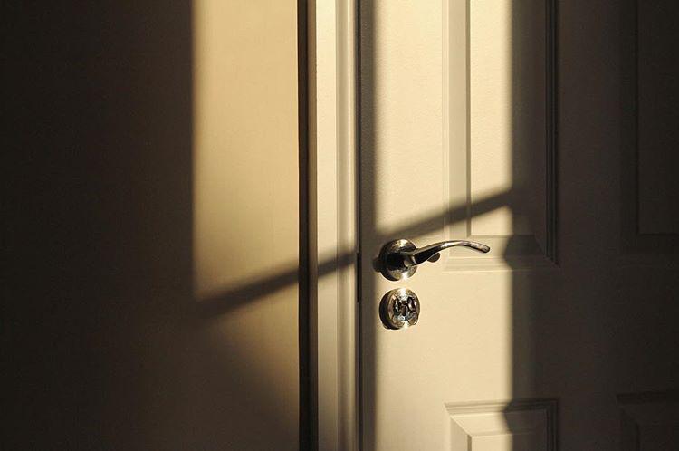 night. new carpet, white paint, and leather. 🌄