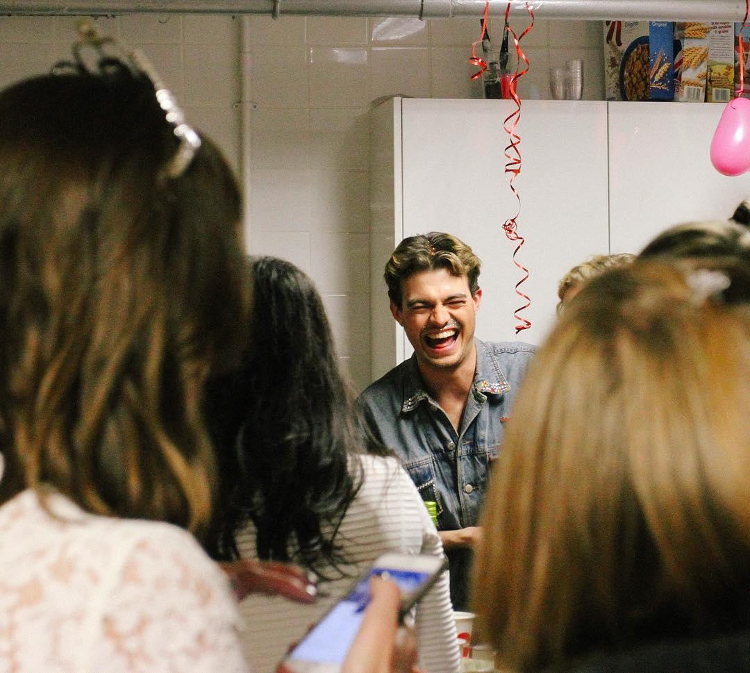 night. il qui rire 🎉