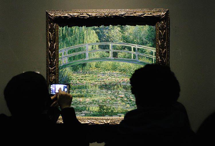 day. watchers of the wall.