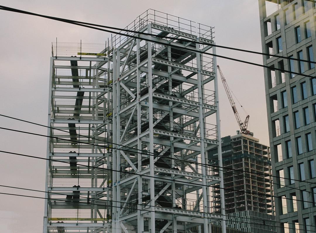 morning. mechano set.