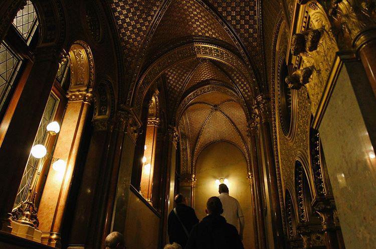 40.3 - tilt back, fade to black