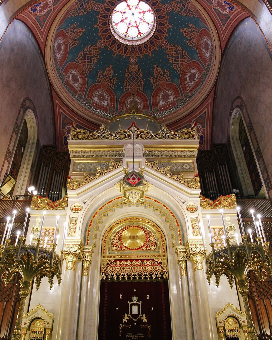 43.0 - *chance the rapper voice* goodGOD