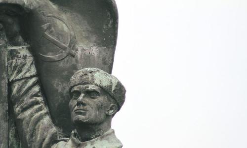 47.2 - comrade hates changing the bedsheets