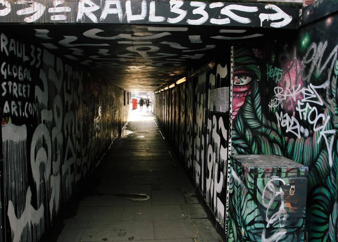 63.0 - im talkmbout dark room perfume