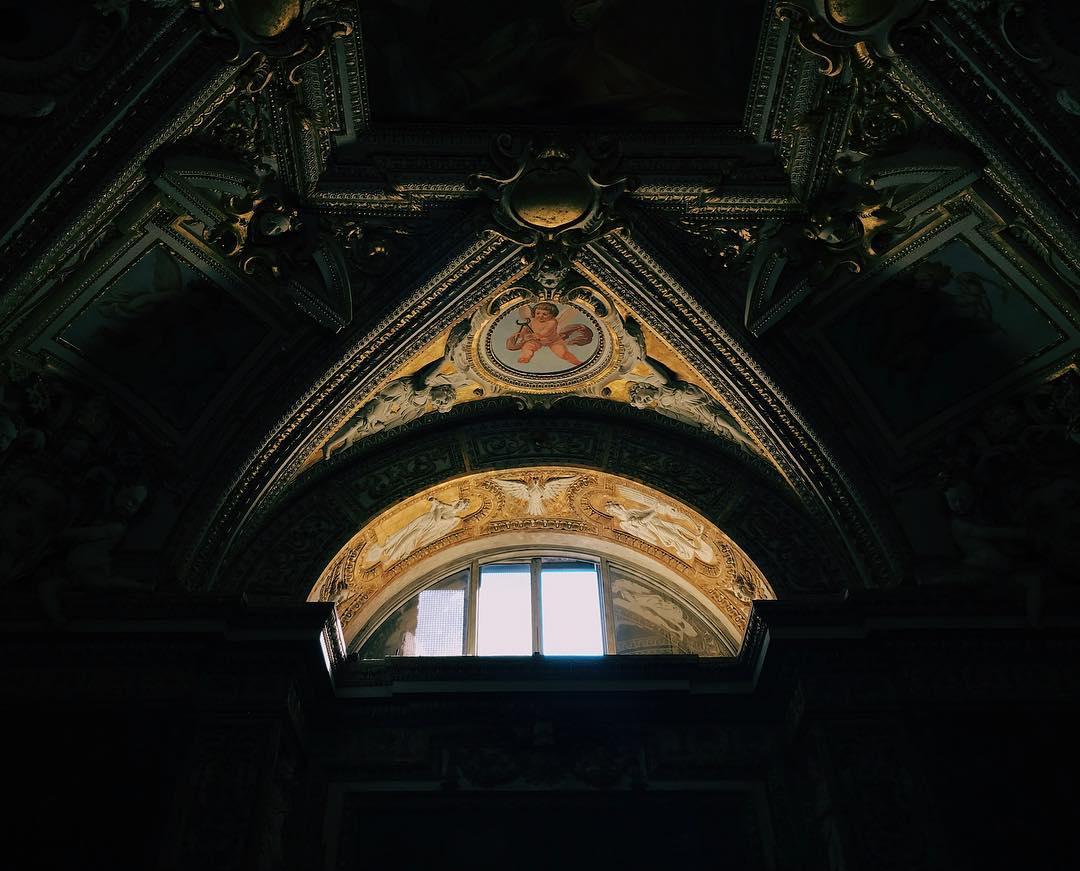 264.0 - garbled morning sounds