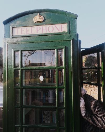 ☎️ book share phonebox 📚