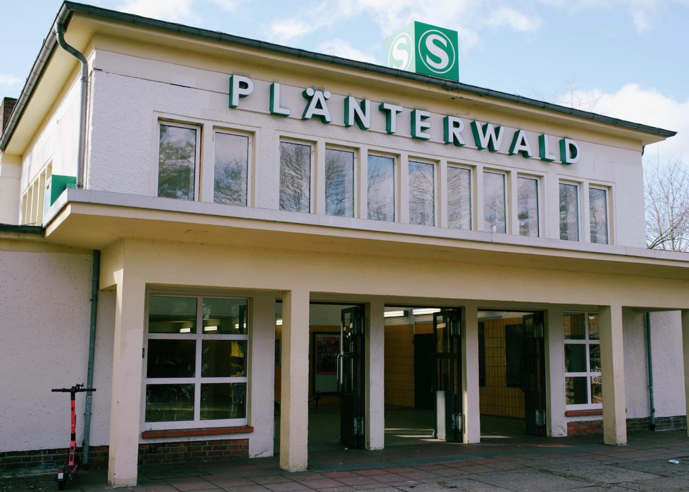 Plänterwald Bahnhof